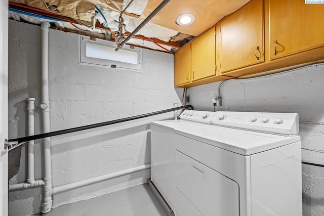 213 Bernard Ave, Richland, WA 99352 - washroom with cabinet space