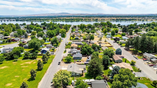 912 Rd 44, Pasco, WA 99301 - aerial view of residential area featuring a water and mountain view