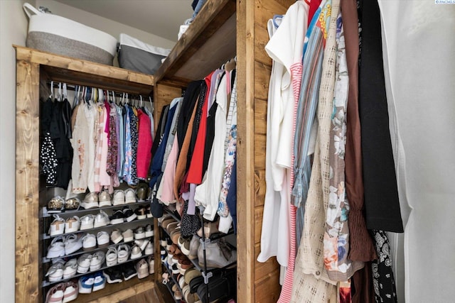 5719 W 15th Ave, Kennewick, WA 99338 - view of closet
