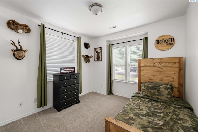 5719 W 15th Ave, Kennewick, WA 99338 - bedroom featuring light carpet and baseboards
