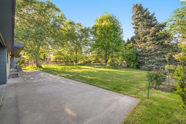1112 Mcmurray St, Richland, WA 99354 - view of yard featuring a patio