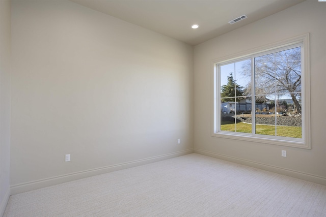 view of carpeted spare room