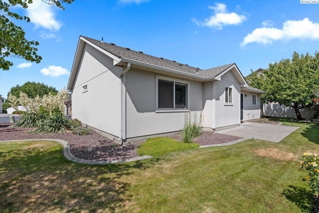 2418 S Arthur Ct, Kennewick, WA 99338 - back of house with a patio
