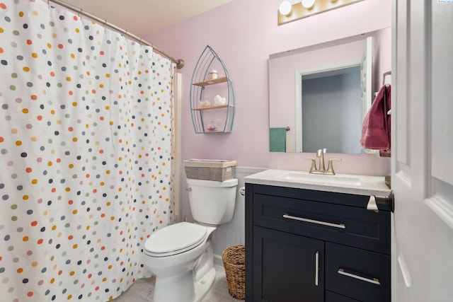 full bath with toilet, vanity, tile patterned flooring, and a shower with curtain