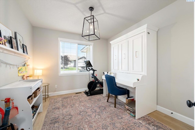 10389 W 17th Pl, Kennewick, WA 99338 - home office featuring baseboards and light wood-type flooring