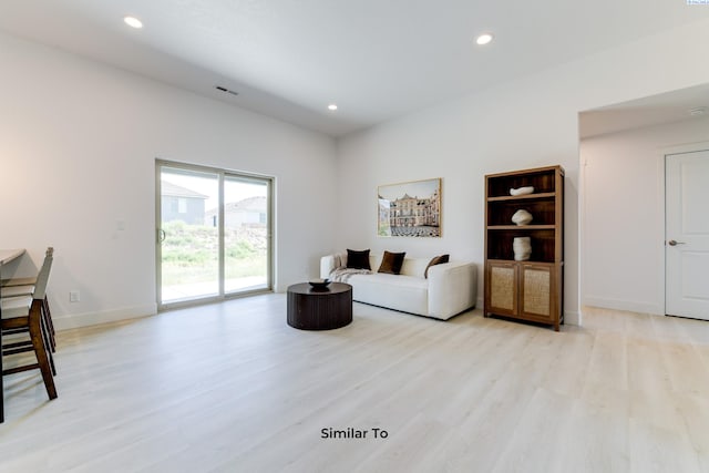 6905 Rd 108, Pasco, WA 99301 - living area with light wood finished floors, recessed lighting, and baseboards