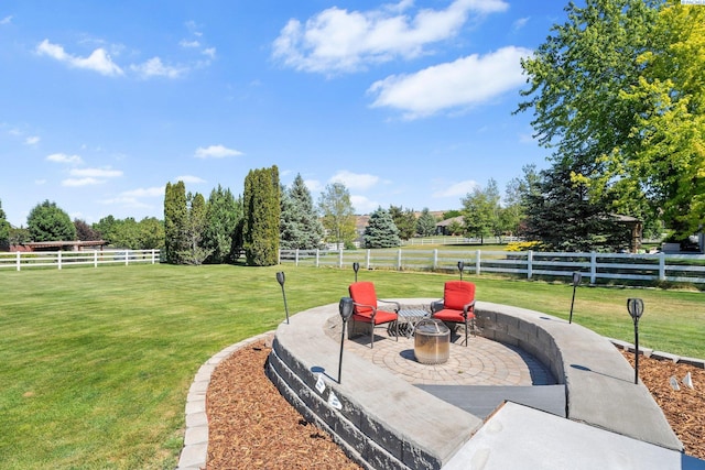 98702 E Brooklyn Dr, Kennewick, WA 99338 - view of yard featuring a patio area and an outdoor fire pit