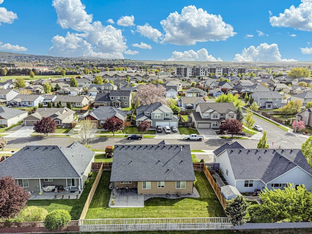 birds eye view of property featuring a residential view