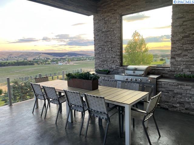 72905 E Grand Bluff Loop, Kennewick, WA 99338 - photo 8