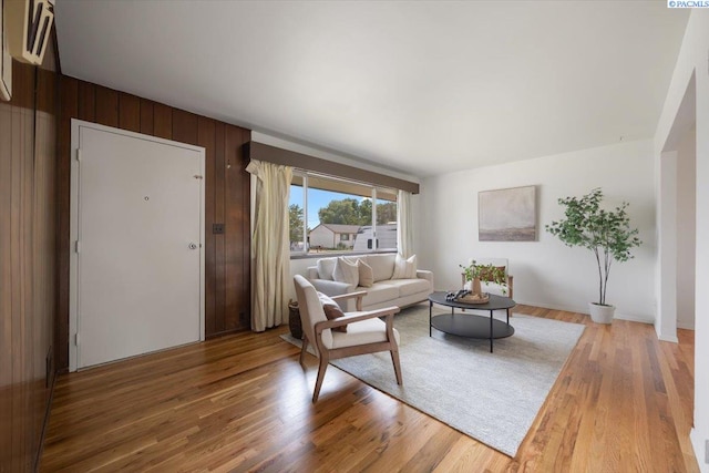 1923 Hood Ave, Richland, WA 99354 - living room with light wood finished floors