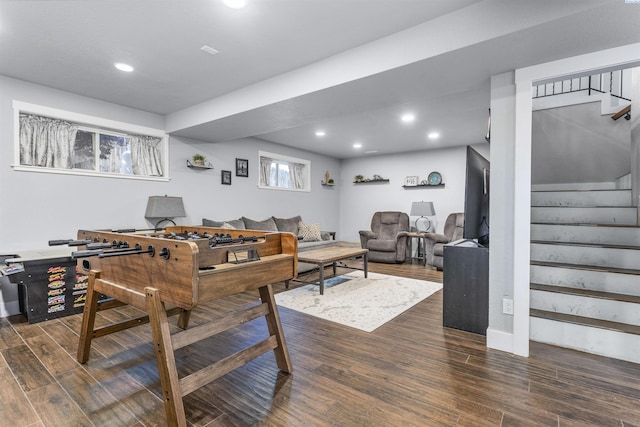 7816 W Argent Rd, Pasco, WA 99301 - rec room featuring dark hardwood / wood-style floors