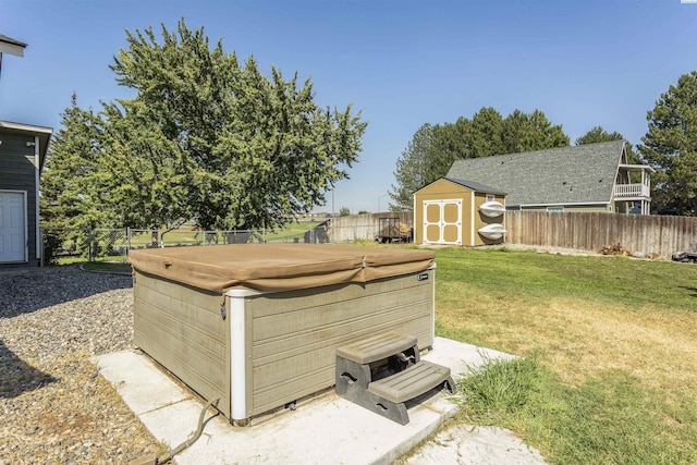 7816 W Argent Rd, Pasco, WA 99301 - view of yard with a hot tub and a shed