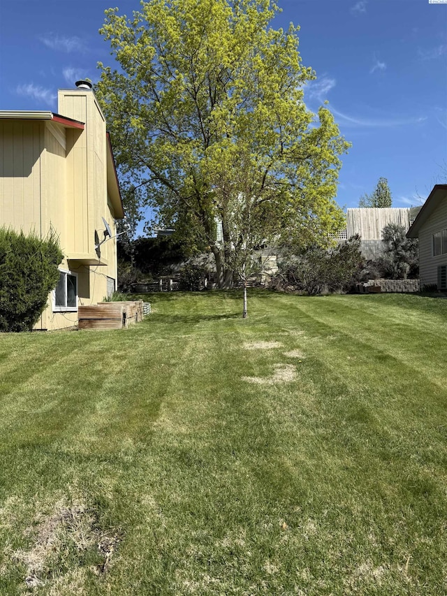 1336 Semillon Pl, Prosser, WA 99350 - view of yard featuring fence