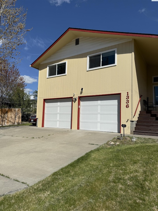 1336 Semillon Pl, Prosser, WA 99350 - view of home's exterior featuring concrete driveway, an attached garage, and a yard