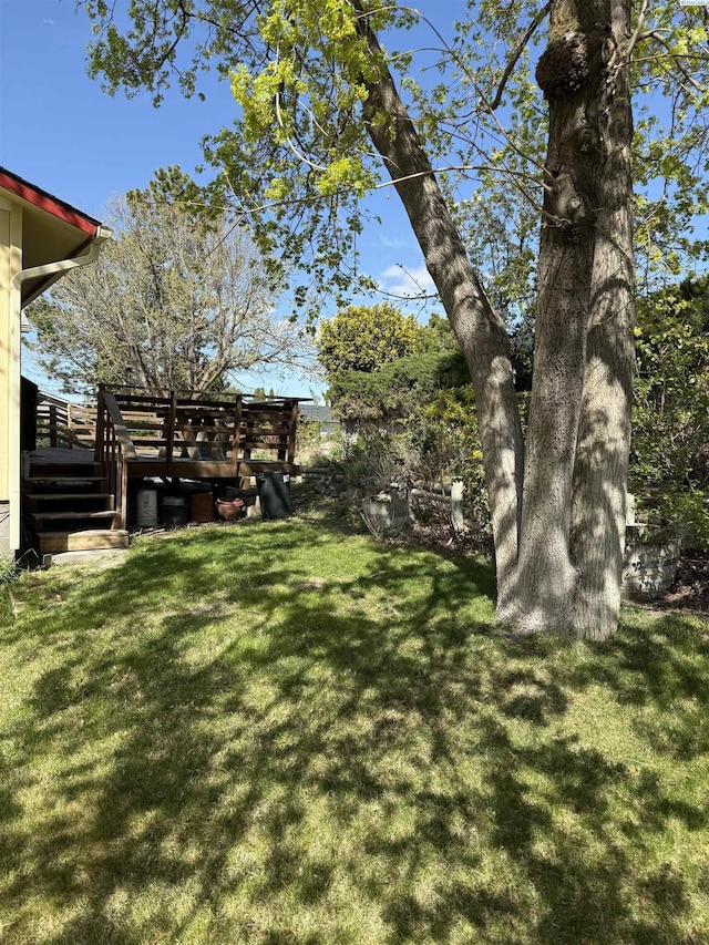 1336 Semillon Pl, Prosser, WA 99350 - view of yard with a deck