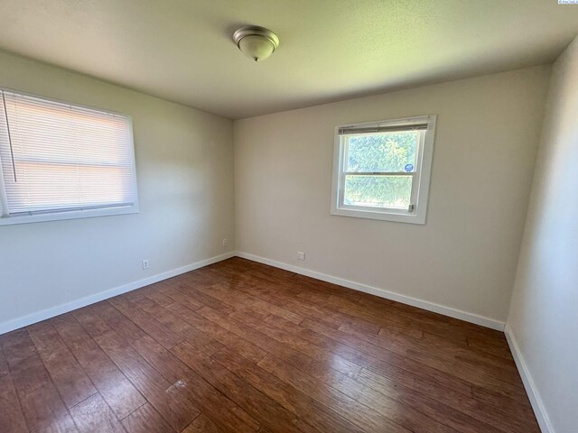 609 W 5th St, Grandview, WA 98930 - photo 9