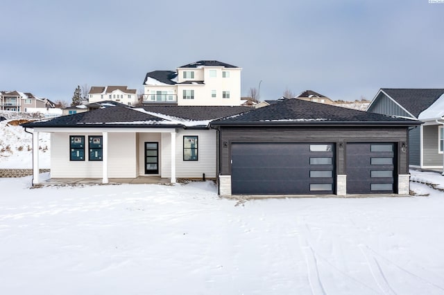 view of front facade featuring a garage