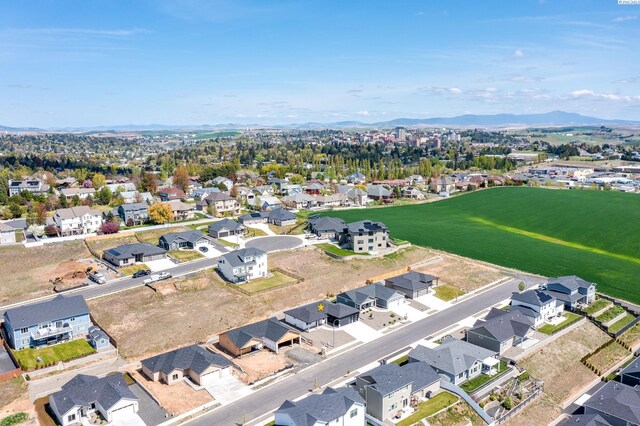 590 SW Cayuse St, Pullman, WA 99163 - aerial view featuring a residential view and a mountain view