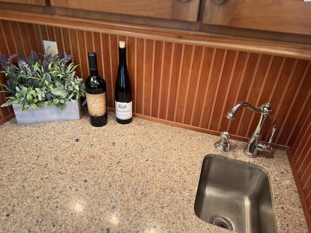 1935 Harris Ave, Richland, WA 99354 - detailed view of light stone counters and wood walls