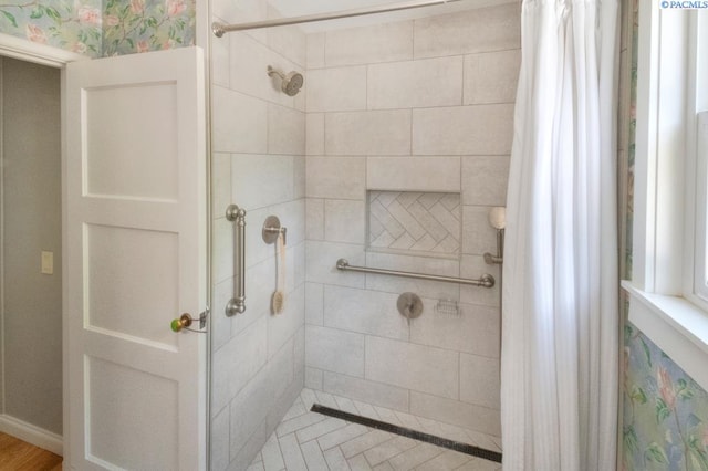 1935 Harris Ave, Richland, WA 99354 - bathroom with tiled shower