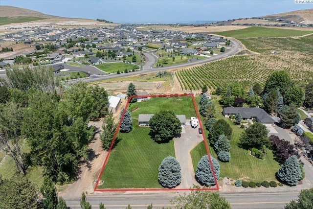 96604 E Clover Rd, Kennewick, WA 99338 - aerial overview of property's location featuring property boundaries highlighted