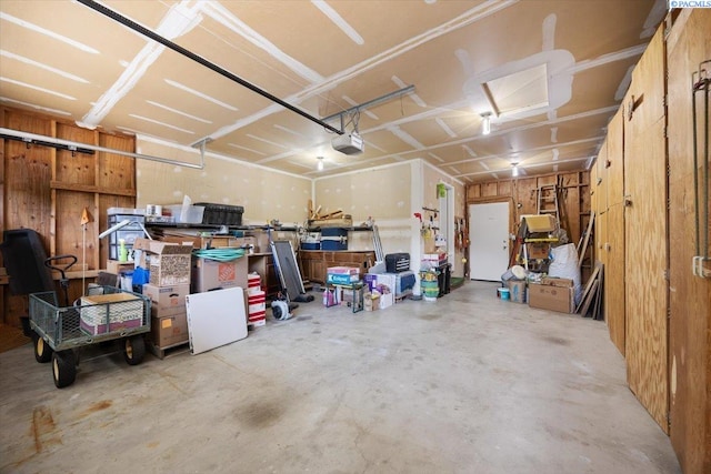 96604 E Clover Rd, Kennewick, WA 99338 - garage with a garage door opener