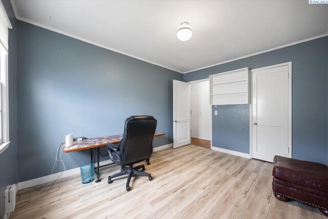 1001 Wilson St, Richland, WA 99354 - home office featuring crown molding and light wood-type flooring