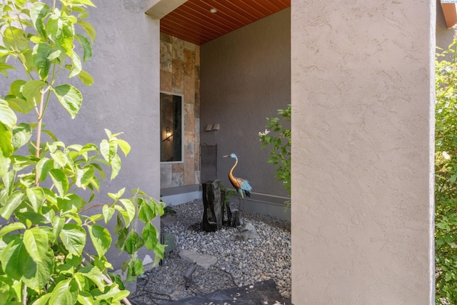 9115 W Maple Dr, Pasco, WA 99301 - view of exterior entry with stucco siding and stone siding