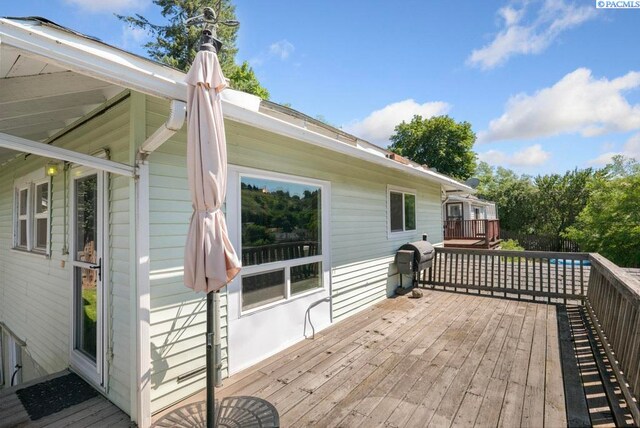 408 S Mill St, Colfax, WA 99111 - deck with a grill