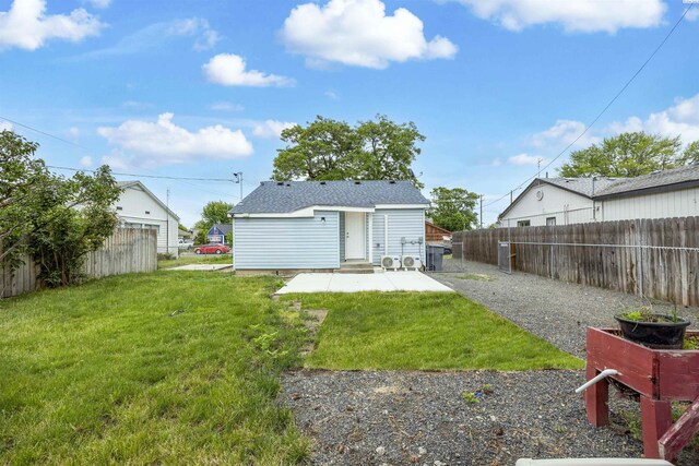 1517 Perkins Ave, Richland, WA 99354 - rear view of house with a patio area and entry steps