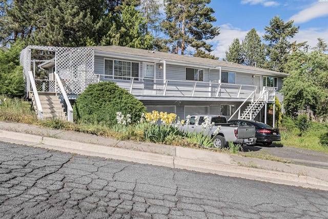 1430 NW Deane St, Pullman, WA 99163 - view of front of home with stairs