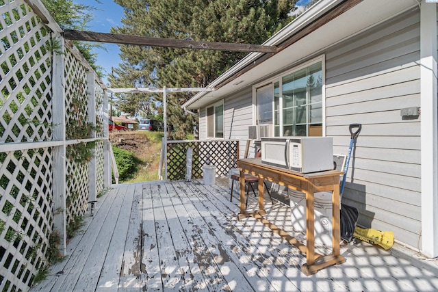 1430 NW Deane St, Pullman, WA 99163 - deck with cooling unit