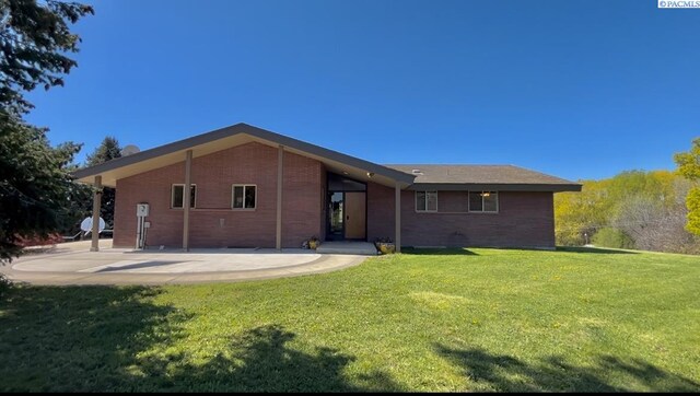 243 Collins Rd, Selah, WA 98942 - photo 2
