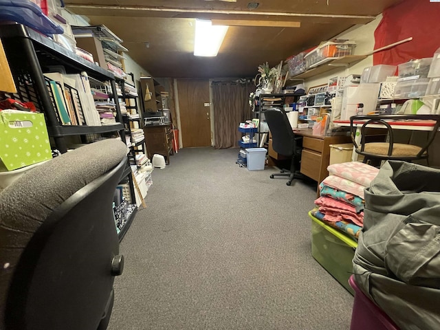 976 Campbell Dr, Prosser, WA 99350 - office space featuring light carpet