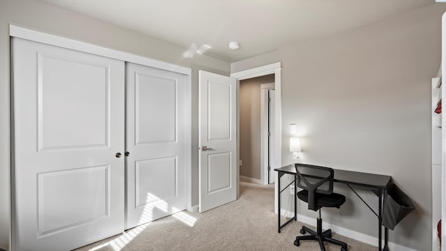 2955 S Kellogg St, Kennewick, WA 99338 - home office featuring light colored carpet and baseboards
