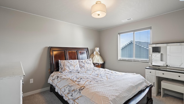 2955 S Kellogg St, Kennewick, WA 99338 - bedroom with light carpet and baseboards