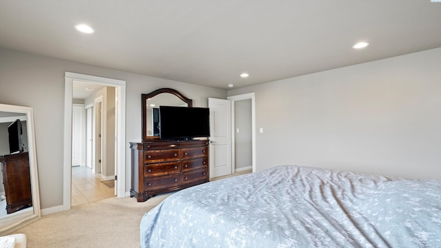 2955 S Kellogg St, Kennewick, WA 99338 - bedroom with light carpet, recessed lighting, and baseboards