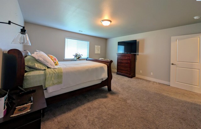 1519 W 33rd Pl, Kennewick, WA 99337 - bedroom featuring carpet floors and baseboards
