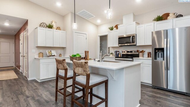 11224 Dunsmuir Dr, Pasco, WA 99301