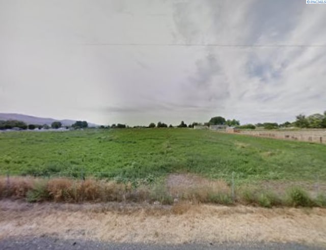 11508 S Missimer Rd, Prosser, WA 99350