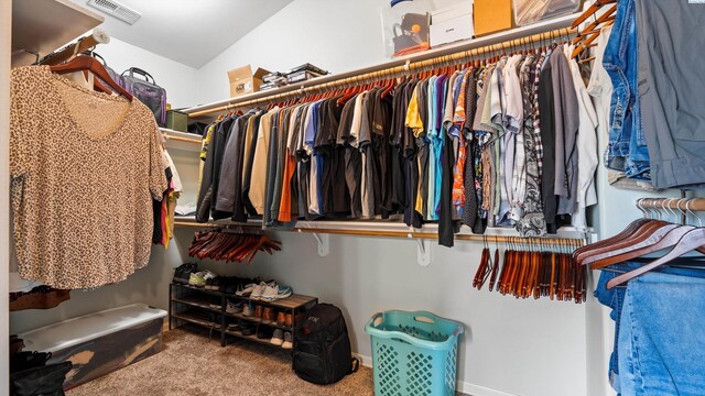 1824 W 28th Ave, Kennewick, WA 99337 - walk in closet featuring carpet flooring