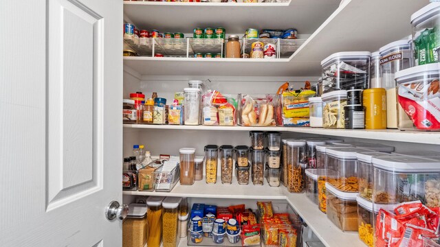 1824 W 28th Ave, Kennewick, WA 99337 - view of pantry