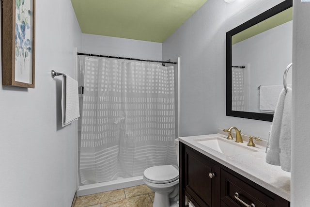 1348 Rohman Dr, Prosser, WA 99350 - bathroom featuring toilet, a shower with shower curtain, and vanity