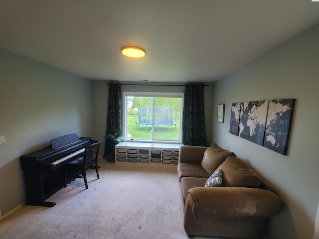 7218 W 15th Ave, Kennewick, WA 99336 - living area featuring carpet flooring