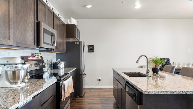 589 S Quillan Pl, Kennewick, WA 99336 - photo 10