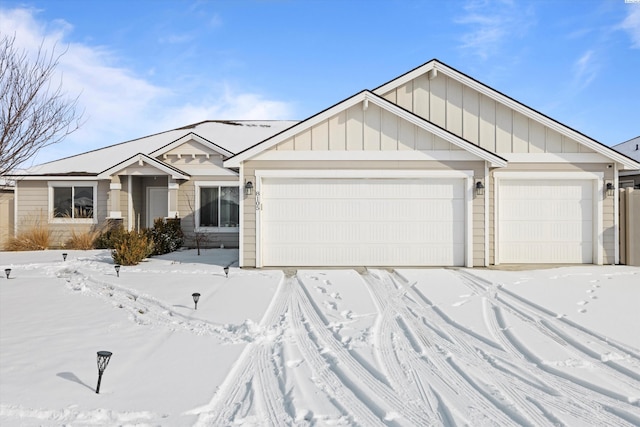 view of front facade with a garage