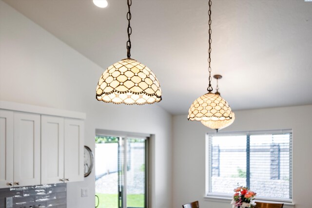 600 Lizzy Ln, Grandview, WA 98930 - room details featuring white cabinets and decorative light fixtures