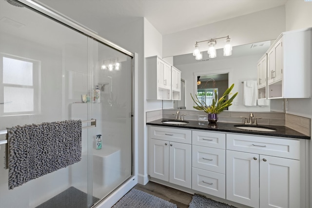 600 Lizzy Ln, Grandview, WA 98930 - full bath featuring a sink, a shower stall, and double vanity
