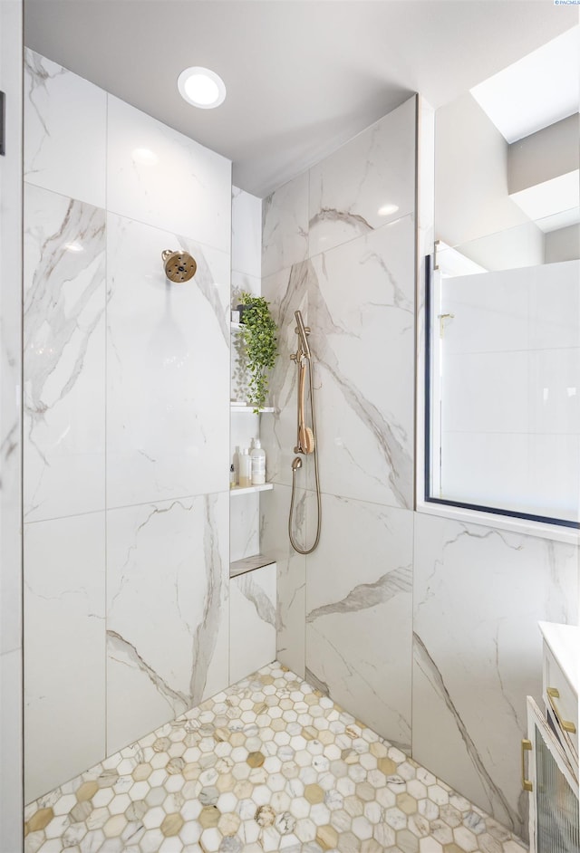 975 Rieve Ct, Richland, WA 99352 - bathroom featuring a marble finish shower and vanity