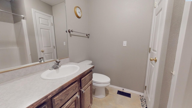 470 NW Robert St, Pullman, WA 99163 - bathroom with vanity and tile patterned flooring